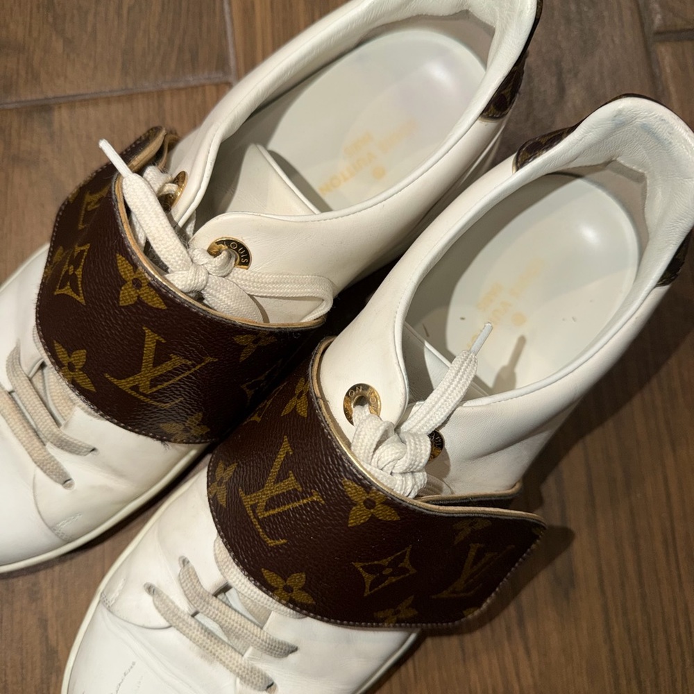 Louis Vuitton Cream Leather Sneakers with Brown Monogram Detail authentic - Picture 2 of 9